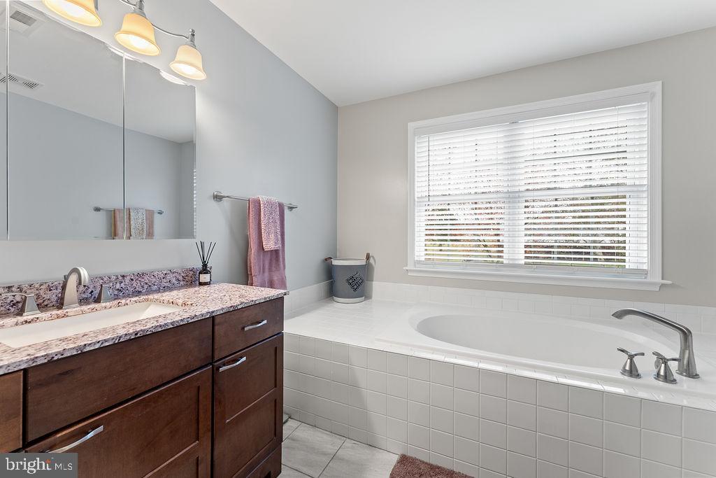 41 DAWSON DR, FREDERICKSBURG, Virginia 22405, 5 Bedrooms Bedrooms, 20 Rooms Rooms,3 BathroomsBathrooms,Residential,For sale,41 DAWSON DR,VAST2043972 MLS # VAST2043972 41 DAWSON DR, FREDERICKSBURG, Virginia 22405, 5 Bedrooms Bedrooms, 20 Rooms Rooms,3 BathroomsBathrooms,Residential,For sale,41 DAWSON DR,VAST2043972 MLS # VAST2043972