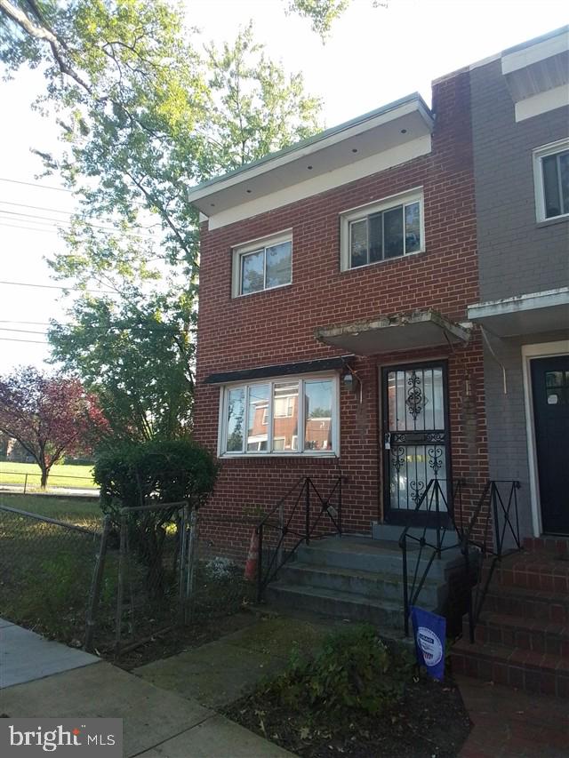 5047 13TH ST NE, WASHINGTON, District Of Columbia 20017, 3 Bedrooms Bedrooms, ,1 BathroomBathrooms,Residential,For sale,5047 13TH ST NE,DCDC2199338 MLS # DCDC2199338 5047 13TH ST NE, WASHINGTON, District Of Columbia 20017, 3 Bedrooms Bedrooms, ,1 BathroomBathrooms,Residential,For sale,5047 13TH ST NE,DCDC2199338 MLS # DCDC2199338