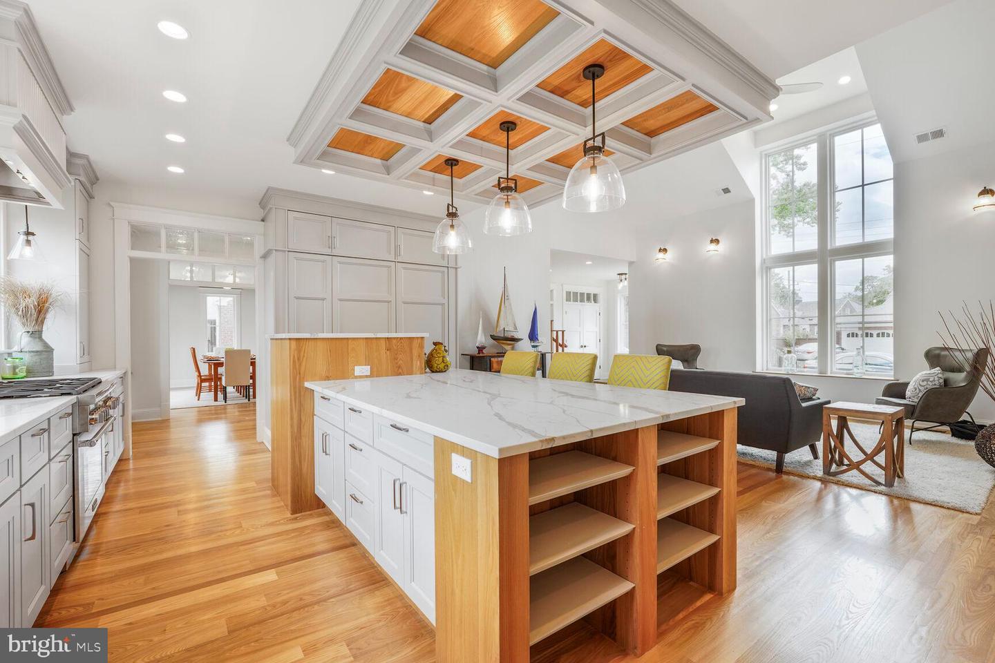 605 HILLTOP TER, ALEXANDRIA, Virginia 22301, 6 Bedrooms Bedrooms, ,5 BathroomsBathrooms,Residential,For sale,605 HILLTOP TER,VAAX2045750 MLS # VAAX2045750