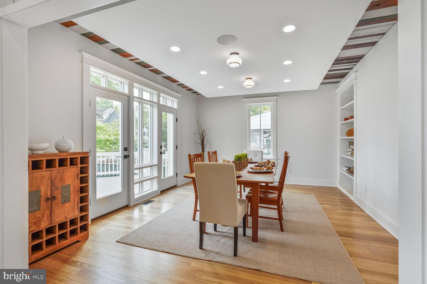 605 HILLTOP TER, ALEXANDRIA, Virginia 22301, 6 Bedrooms Bedrooms, ,5 BathroomsBathrooms,Residential,For sale,605 HILLTOP TER,VAAX2045750 MLS # VAAX2045750