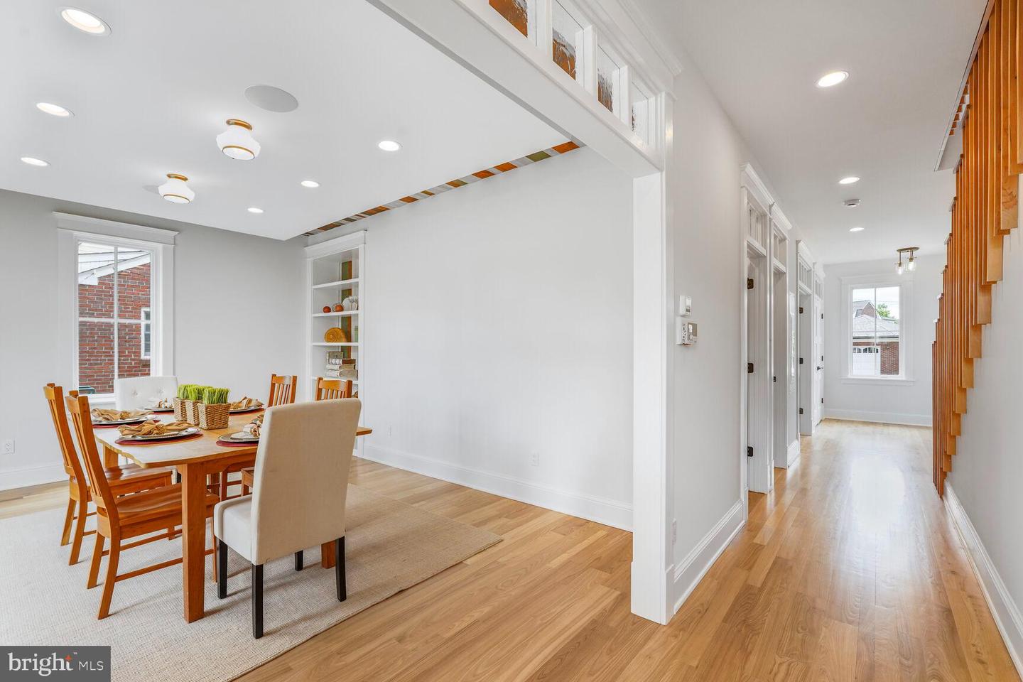 605 HILLTOP TER, ALEXANDRIA, Virginia 22301, 6 Bedrooms Bedrooms, ,5 BathroomsBathrooms,Residential,For sale,605 HILLTOP TER,VAAX2045750 MLS # VAAX2045750