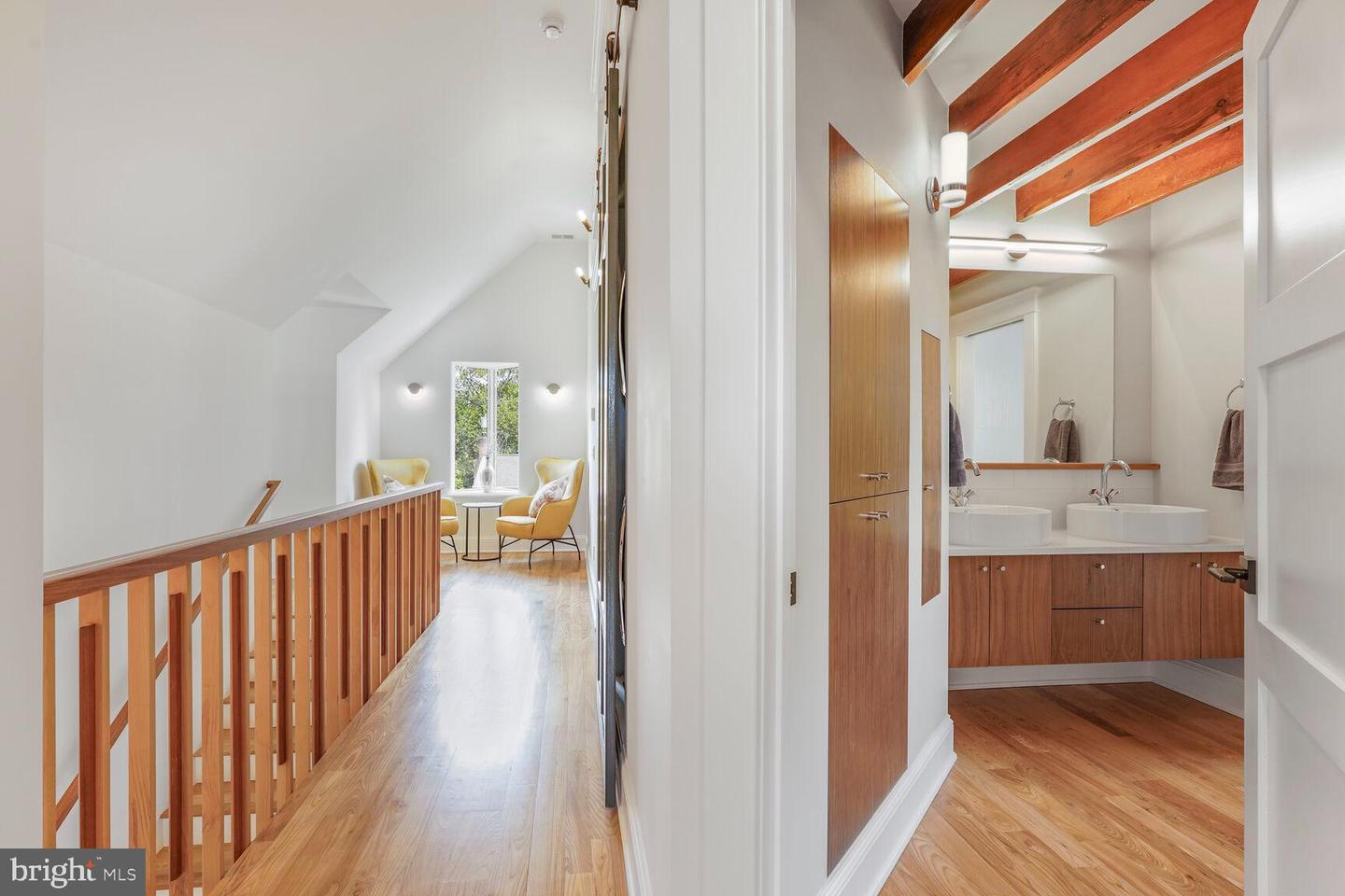 605 HILLTOP TER, ALEXANDRIA, Virginia 22301, 6 Bedrooms Bedrooms, ,5 BathroomsBathrooms,Residential,For sale,605 HILLTOP TER,VAAX2045750 MLS # VAAX2045750