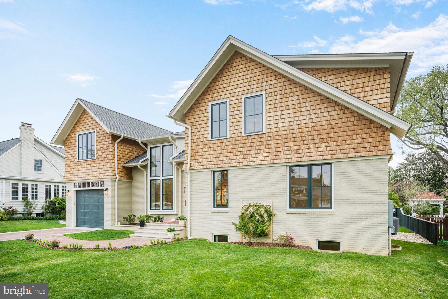 605 HILLTOP TER, ALEXANDRIA, Virginia 22301, 6 Bedrooms Bedrooms, ,5 BathroomsBathrooms,Residential,For sale,605 HILLTOP TER,VAAX2045750 MLS # VAAX2045750