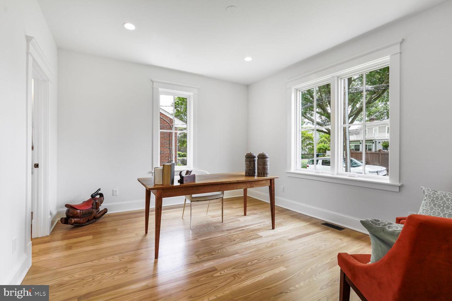 605 HILLTOP TER, ALEXANDRIA, Virginia 22301, 6 Bedrooms Bedrooms, ,5 BathroomsBathrooms,Residential,For sale,605 HILLTOP TER,VAAX2045750 MLS # VAAX2045750