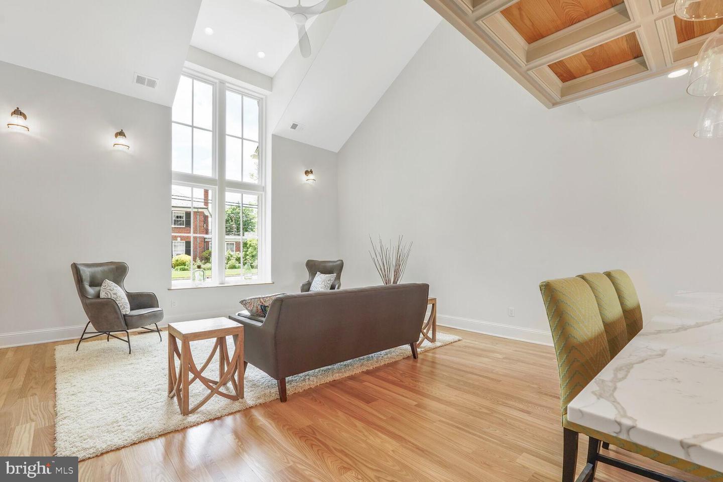 605 HILLTOP TER, ALEXANDRIA, Virginia 22301, 6 Bedrooms Bedrooms, ,5 BathroomsBathrooms,Residential,For sale,605 HILLTOP TER,VAAX2045750 MLS # VAAX2045750