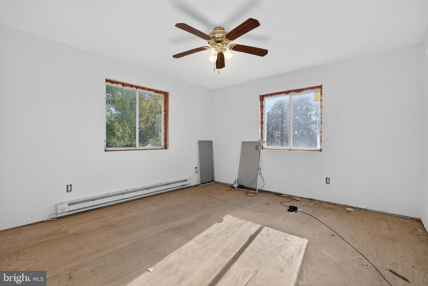 5312 WASHWRIGHT RD, HUME, Virginia 22639, 7 Bedrooms Bedrooms, ,3 BathroomsBathrooms,Residential,For sale,5312 WASHWRIGHT RD,VAFQ2018184 MLS # VAFQ2018184 5312 WASHWRIGHT RD, HUME, Virginia 22639, 7 Bedrooms Bedrooms, ,3 BathroomsBathrooms,Residential,For sale,5312 WASHWRIGHT RD,VAFQ2018184 MLS # VAFQ2018184