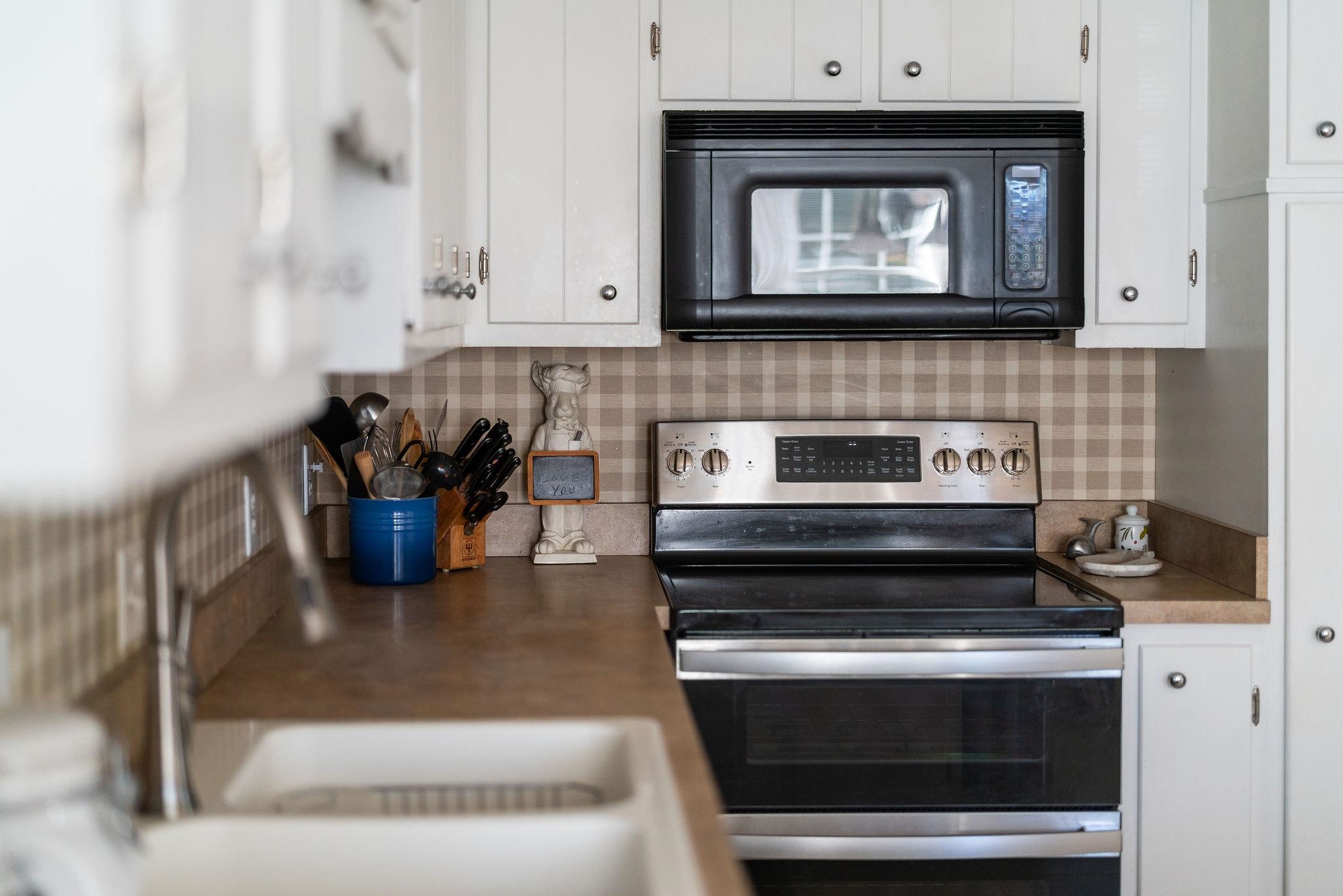 112 COUNTRY LODGE RD, WAYNESBORO, Virginia 22980, 4 Bedrooms Bedrooms, ,2 BathroomsBathrooms,Residential,112 COUNTRY LODGE RD,670673 MLS # 670673 112 COUNTRY LODGE RD, WAYNESBORO, Virginia 22980, 4 Bedrooms Bedrooms, ,2 BathroomsBathrooms,Residential,112 COUNTRY LODGE RD,670673 MLS # 670673