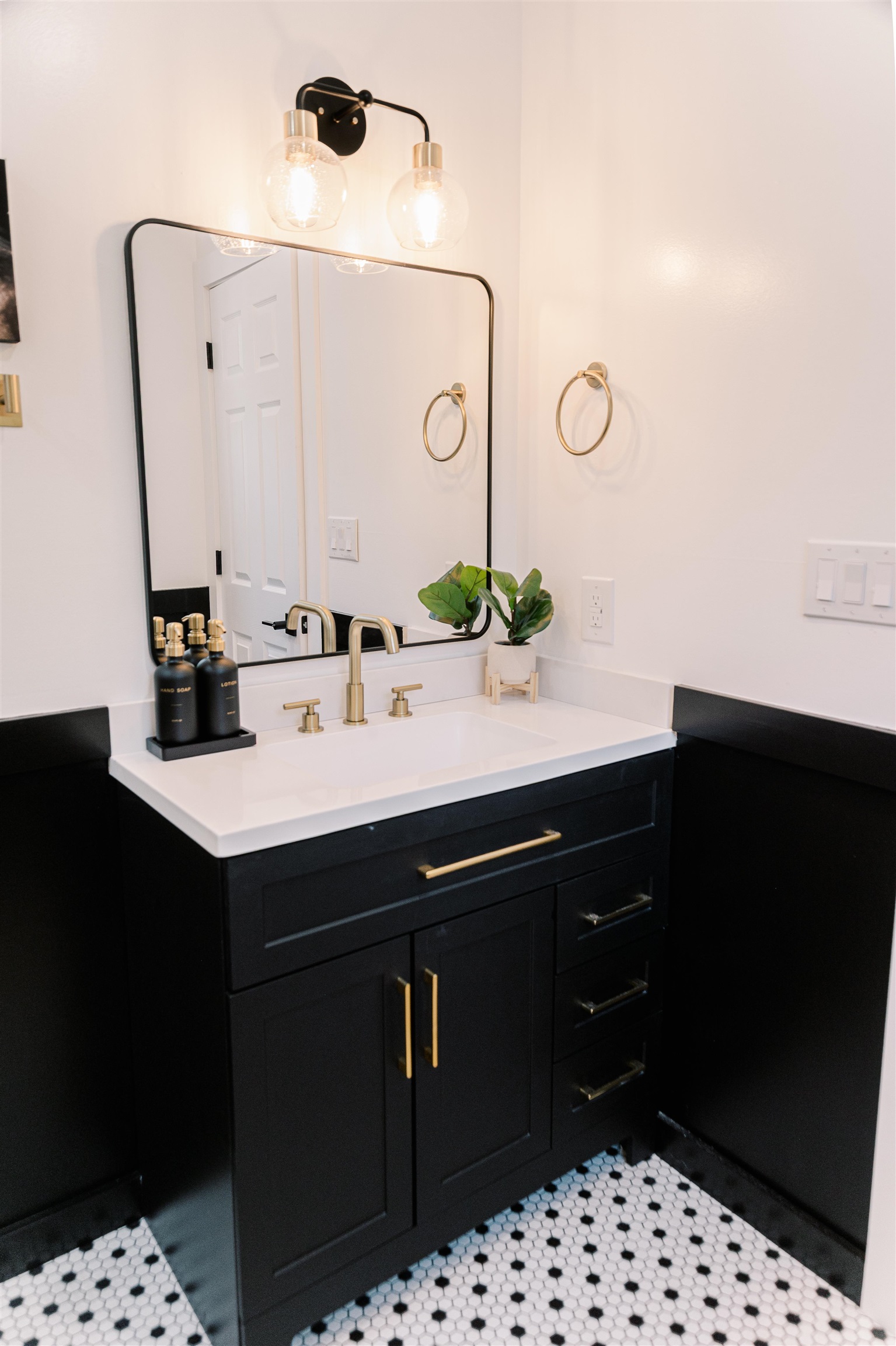 268 DOGWOOD DR, MOUNT JACKSON, Virginia 22842, 3 Bedrooms Bedrooms, ,2 BathroomsBathrooms,Residential,268 DOGWOOD DR,670674 MLS # 670674 268 DOGWOOD DR, MOUNT JACKSON, Virginia 22842, 3 Bedrooms Bedrooms, ,2 BathroomsBathrooms,Residential,268 DOGWOOD DR,670674 MLS # 670674