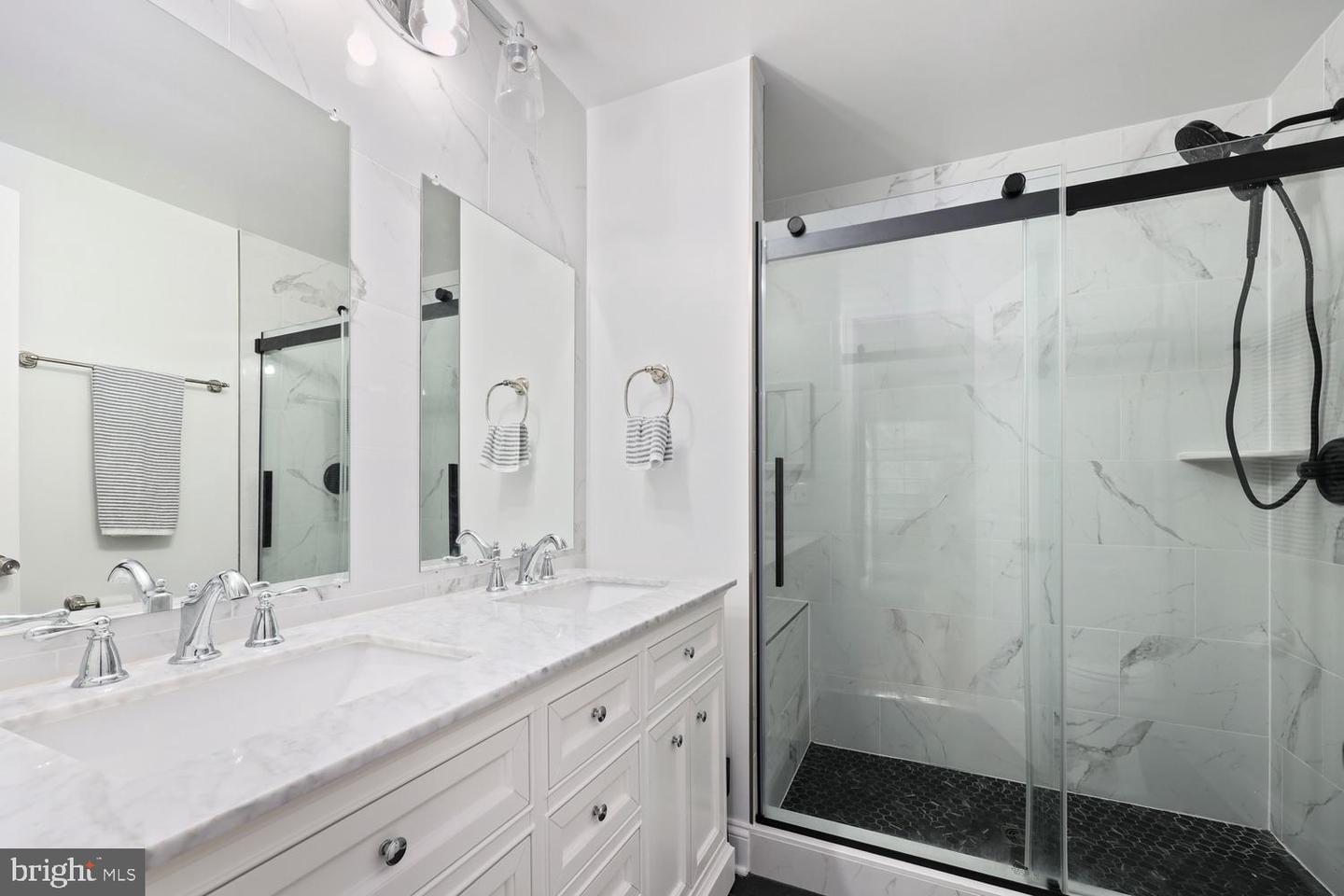 14415 GLENCREST CIR #112, CENTREVILLE, Virginia 20120, 3 Bedrooms Bedrooms, ,2 BathroomsBathrooms,Residential,For sale,14415 GLENCREST CIR #112,VAFX2272722 MLS # VAFX2272722 14415 GLENCREST CIR #112, CENTREVILLE, Virginia 20120, 3 Bedrooms Bedrooms, ,2 BathroomsBathrooms,Residential,For sale,14415 GLENCREST CIR #112,VAFX2272722 MLS # VAFX2272722