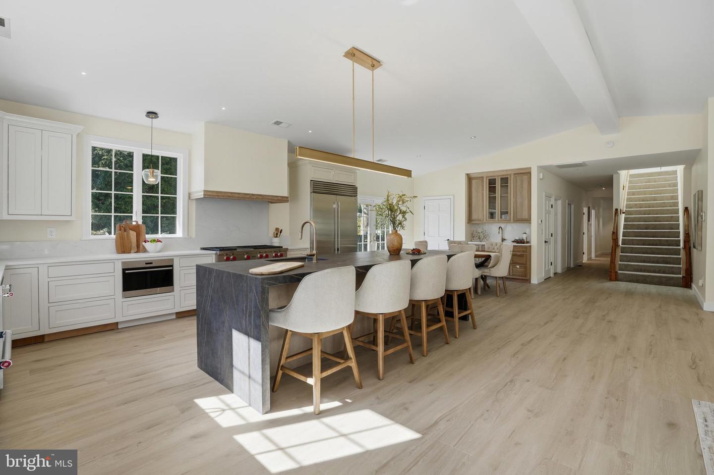 300 LEWIS ST NW, VIENNA, Virginia 22180, 5 Bedrooms Bedrooms, ,3 BathroomsBathrooms,Residential,For sale,300 LEWIS ST NW,VAFX2273106 MLS # VAFX2273106 300 LEWIS ST NW, VIENNA, Virginia 22180, 5 Bedrooms Bedrooms, ,3 BathroomsBathrooms,Residential,For sale,300 LEWIS ST NW,VAFX2273106 MLS # VAFX2273106