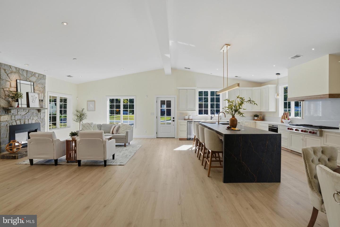 300 LEWIS ST NW, VIENNA, Virginia 22180, 5 Bedrooms Bedrooms, ,3 BathroomsBathrooms,Residential,For sale,300 LEWIS ST NW,VAFX2273106 MLS # VAFX2273106 300 LEWIS ST NW, VIENNA, Virginia 22180, 5 Bedrooms Bedrooms, ,3 BathroomsBathrooms,Residential,For sale,300 LEWIS ST NW,VAFX2273106 MLS # VAFX2273106