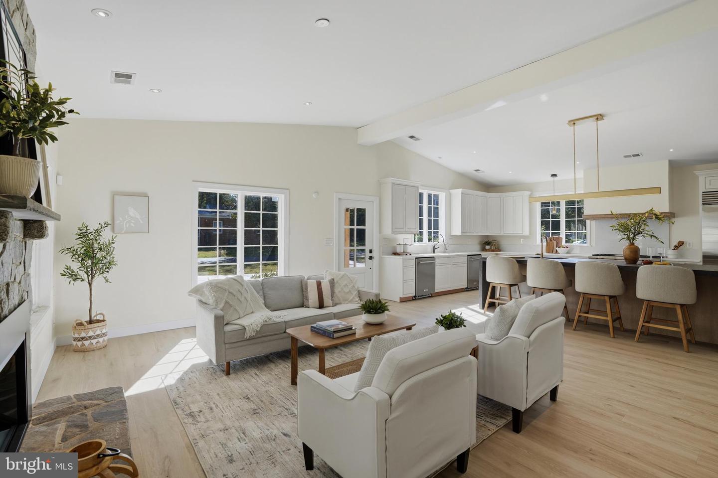 300 LEWIS ST NW, VIENNA, Virginia 22180, 5 Bedrooms Bedrooms, ,3 BathroomsBathrooms,Residential,For sale,300 LEWIS ST NW,VAFX2273106 MLS # VAFX2273106 300 LEWIS ST NW, VIENNA, Virginia 22180, 5 Bedrooms Bedrooms, ,3 BathroomsBathrooms,Residential,For sale,300 LEWIS ST NW,VAFX2273106 MLS # VAFX2273106