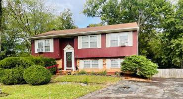3 ERIN CT, FREDERICKSBURG, Virginia 22407, 3 Bedrooms Bedrooms, ,2 BathroomsBathrooms,Residential,For sale,3 ERIN CT,VASP2036796 MLS # VASP2036796