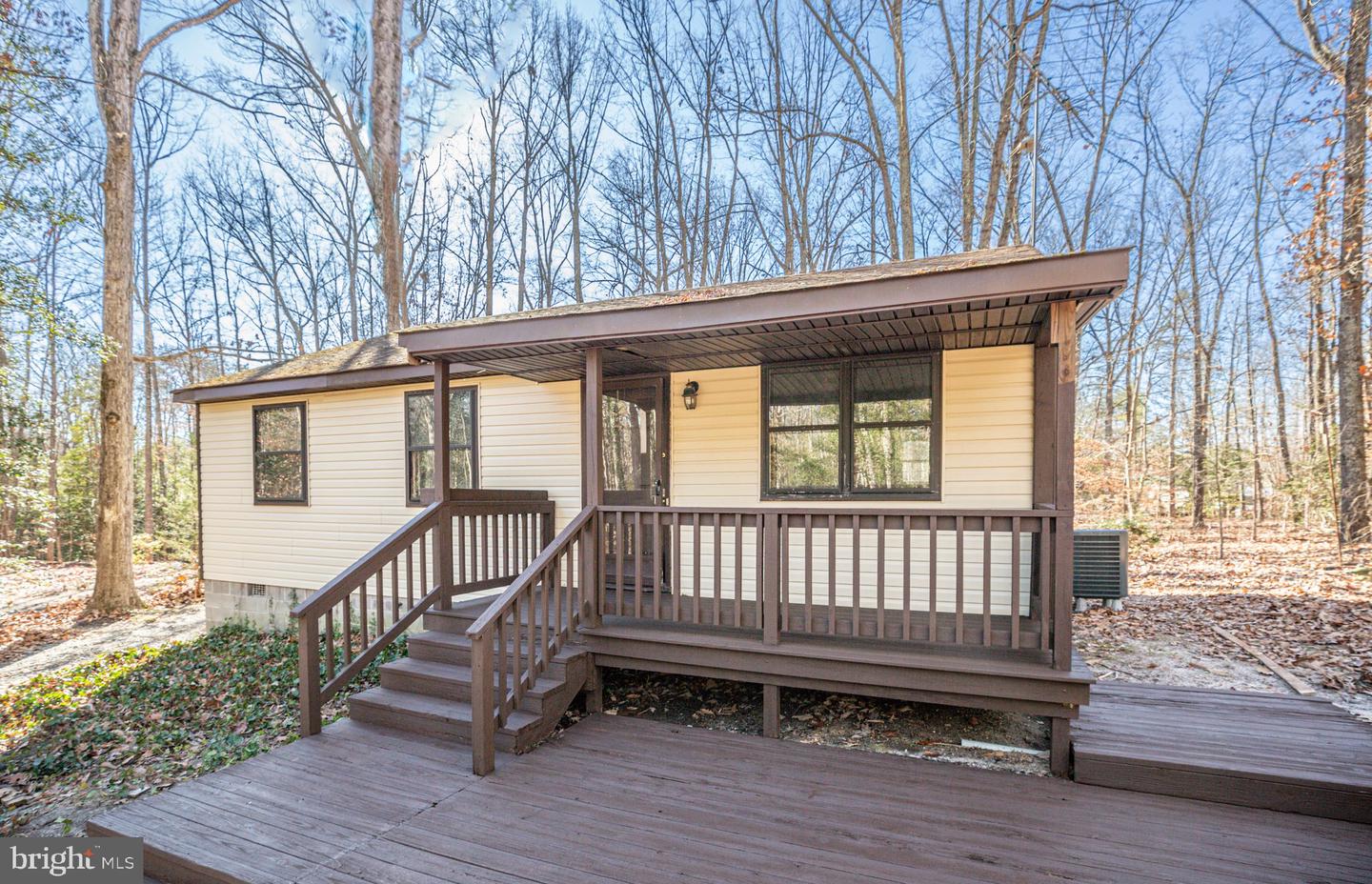 15332 DAWN BLVD, DOSWELL, Virginia 23047, 3 Bedrooms Bedrooms, ,2 BathroomsBathrooms,Residential,For sale,15332 DAWN BLVD,VACV2008982 MLS # VACV2008982