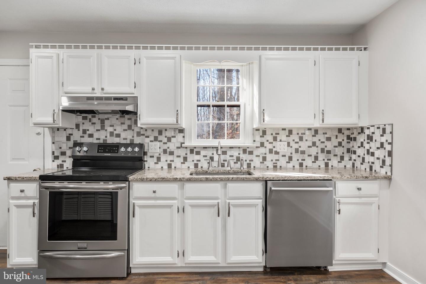 15332 DAWN BLVD, DOSWELL, Virginia 23047, 3 Bedrooms Bedrooms, ,2 BathroomsBathrooms,Residential,For sale,15332 DAWN BLVD,VACV2008982 MLS # VACV2008982