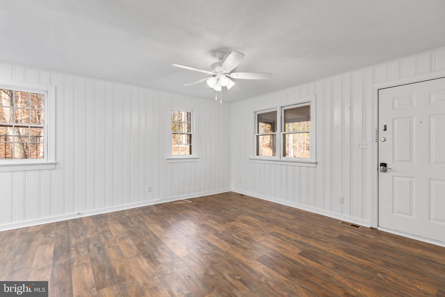 15332 DAWN BLVD, DOSWELL, Virginia 23047, 3 Bedrooms Bedrooms, ,2 BathroomsBathrooms,Residential,For sale,15332 DAWN BLVD,VACV2008982 MLS # VACV2008982