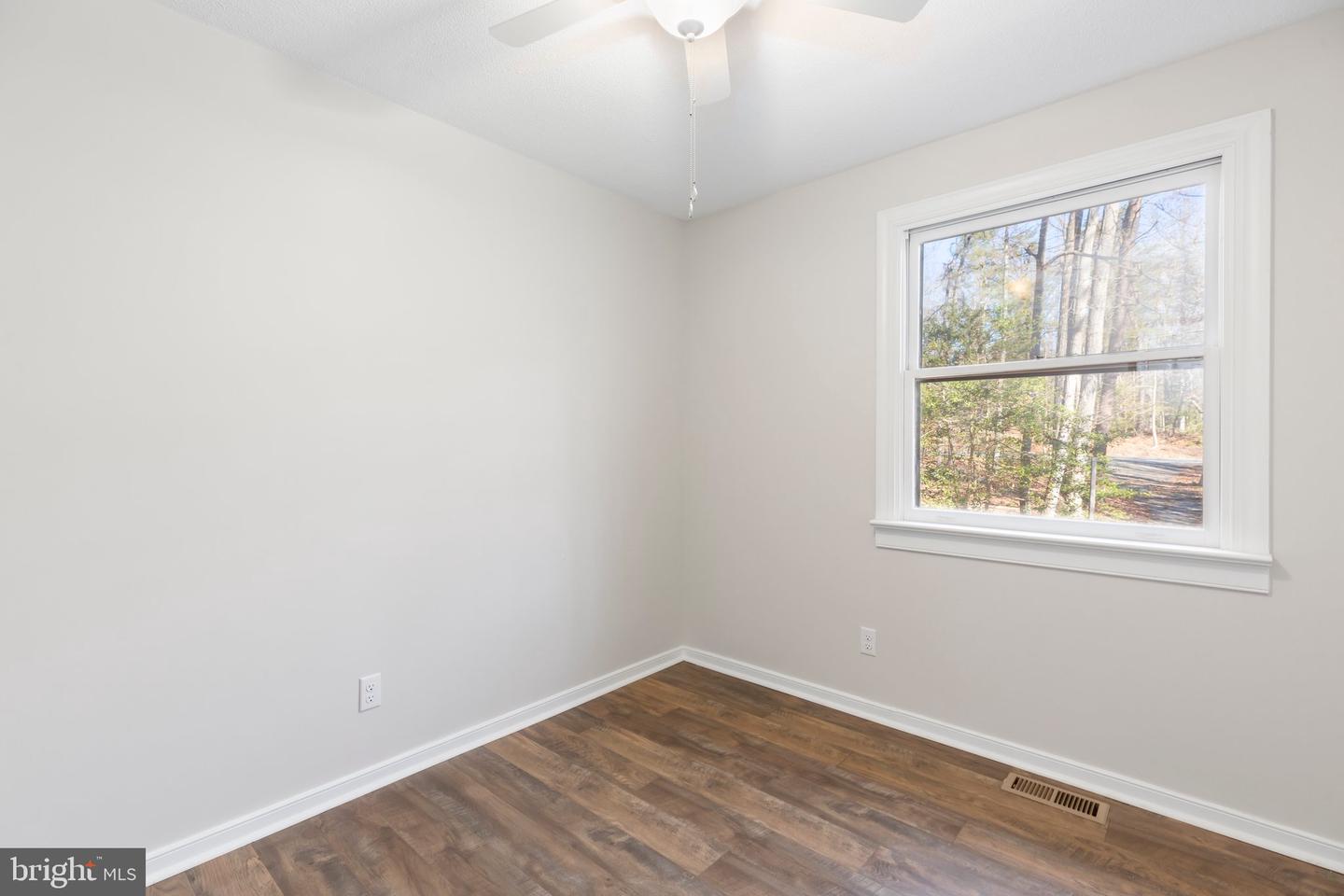 15332 DAWN BLVD, DOSWELL, Virginia 23047, 3 Bedrooms Bedrooms, ,2 BathroomsBathrooms,Residential,For sale,15332 DAWN BLVD,VACV2008982 MLS # VACV2008982