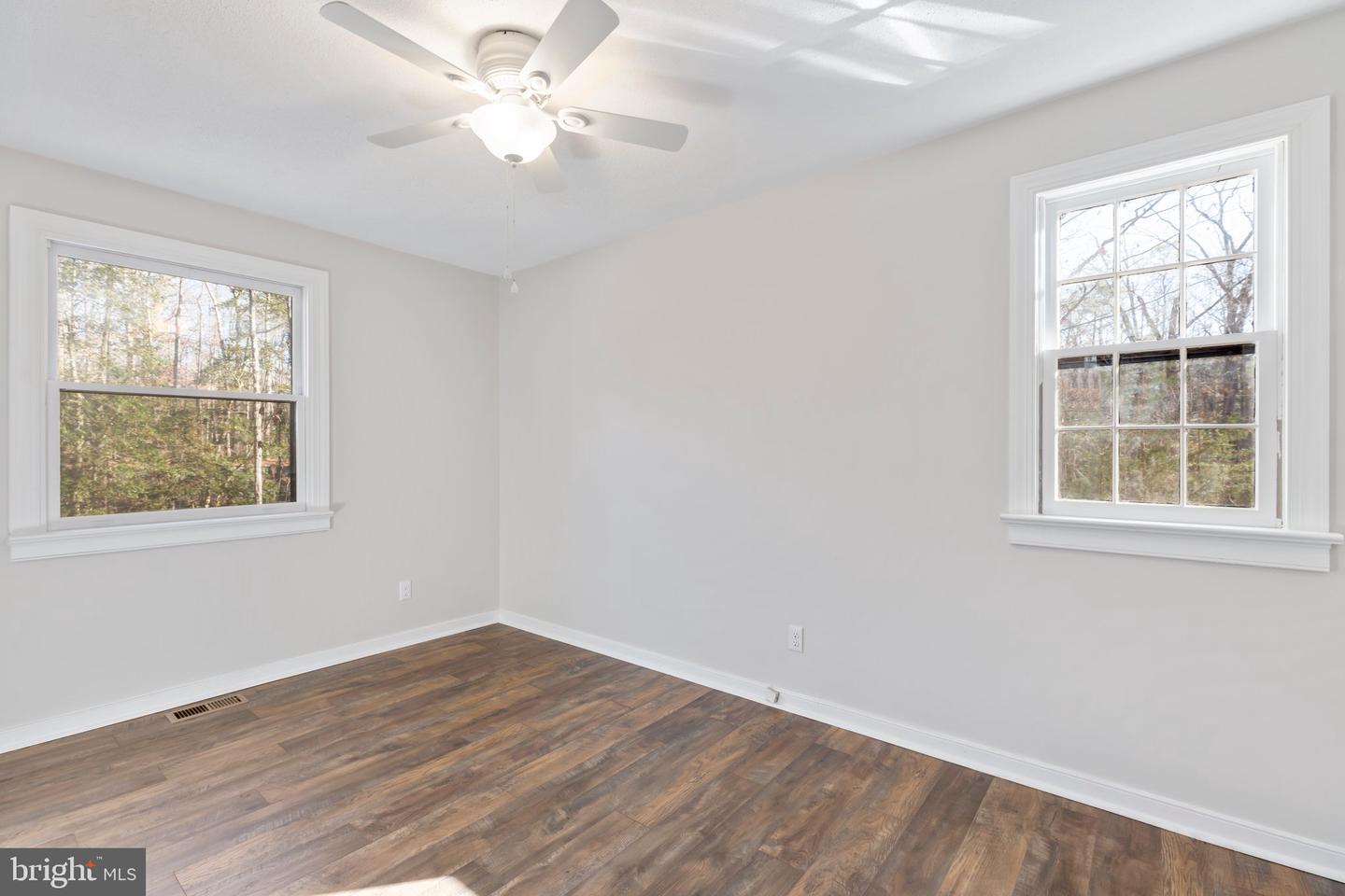 15332 DAWN BLVD, DOSWELL, Virginia 23047, 3 Bedrooms Bedrooms, ,2 BathroomsBathrooms,Residential,For sale,15332 DAWN BLVD,VACV2008982 MLS # VACV2008982