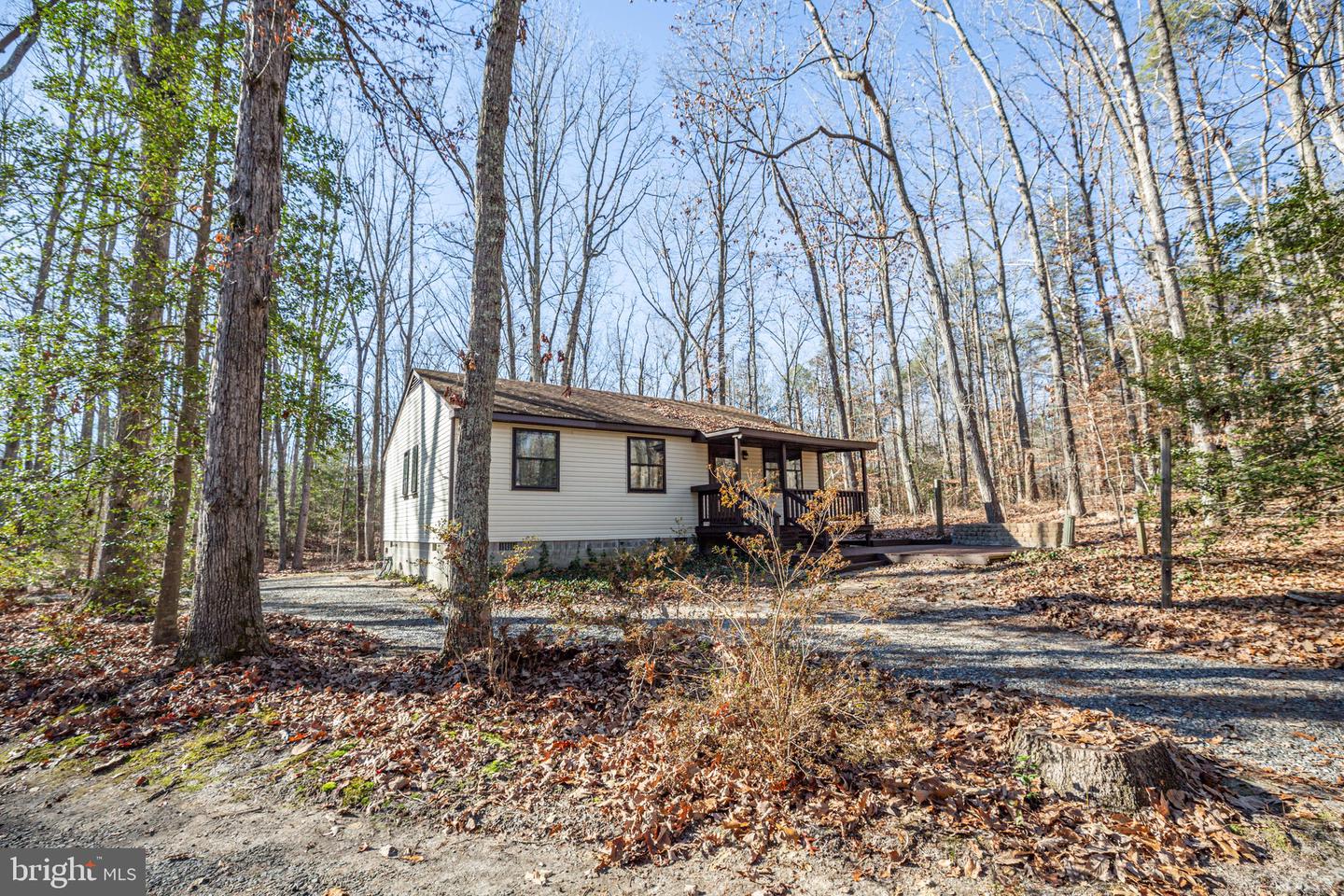 15332 DAWN BLVD, DOSWELL, Virginia 23047, 3 Bedrooms Bedrooms, ,2 BathroomsBathrooms,Residential,For sale,15332 DAWN BLVD,VACV2008982 MLS # VACV2008982