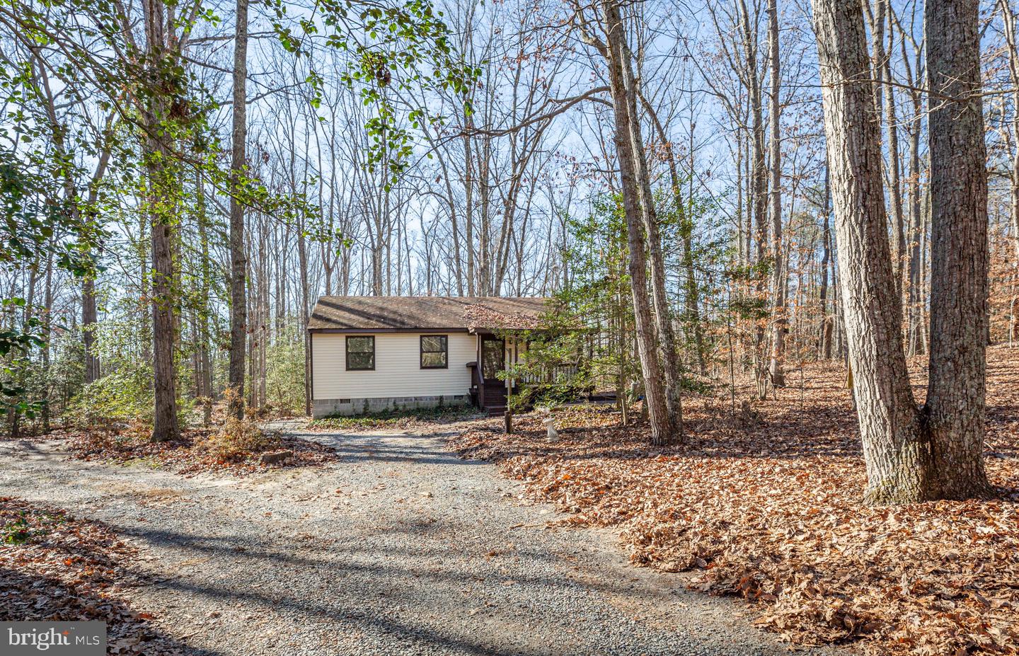 15332 DAWN BLVD, DOSWELL, Virginia 23047, 3 Bedrooms Bedrooms, ,2 BathroomsBathrooms,Residential,For sale,15332 DAWN BLVD,VACV2008982 MLS # VACV2008982