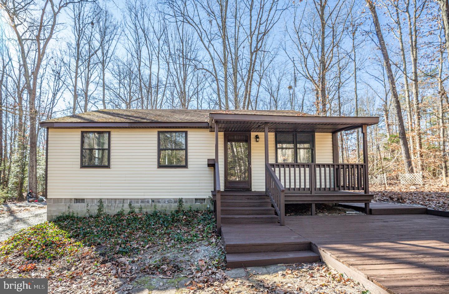 15332 DAWN BLVD, DOSWELL, Virginia 23047, 3 Bedrooms Bedrooms, ,2 BathroomsBathrooms,Residential,For sale,15332 DAWN BLVD,VACV2008982 MLS # VACV2008982