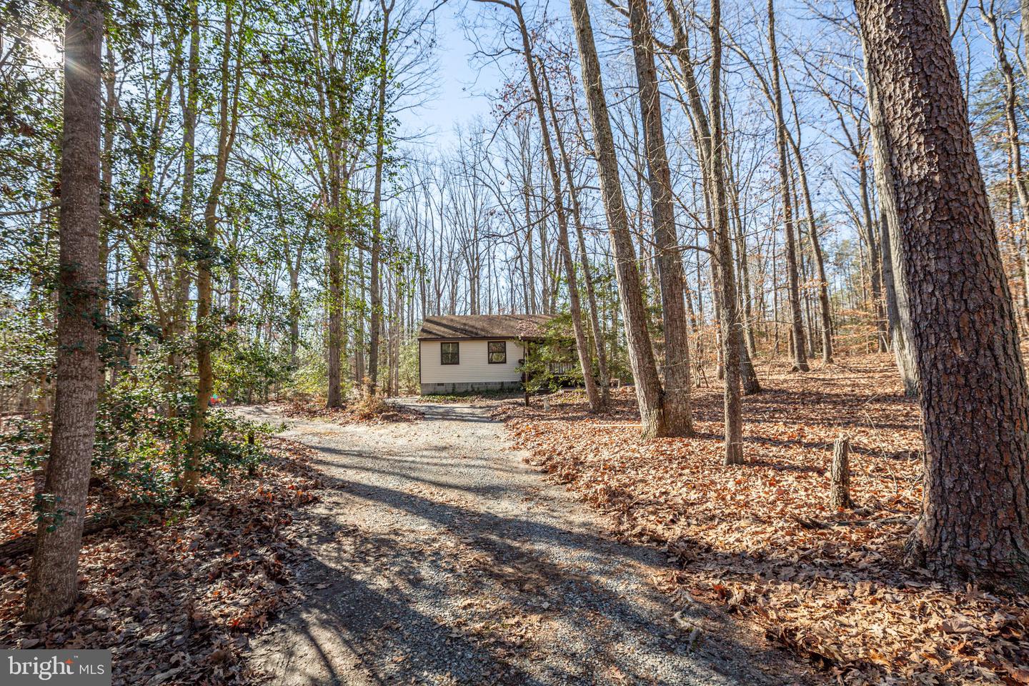 15332 DAWN BLVD, DOSWELL, Virginia 23047, 3 Bedrooms Bedrooms, ,2 BathroomsBathrooms,Residential,For sale,15332 DAWN BLVD,VACV2008982 MLS # VACV2008982