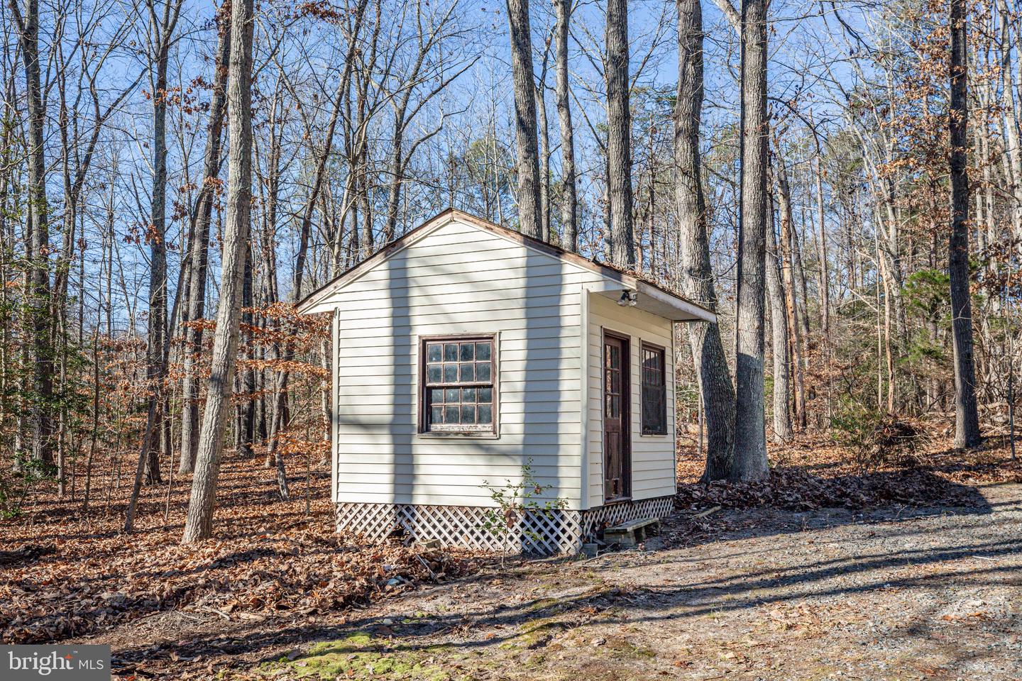 15332 DAWN BLVD, DOSWELL, Virginia 23047, 3 Bedrooms Bedrooms, ,2 BathroomsBathrooms,Residential,For sale,15332 DAWN BLVD,VACV2008982 MLS # VACV2008982