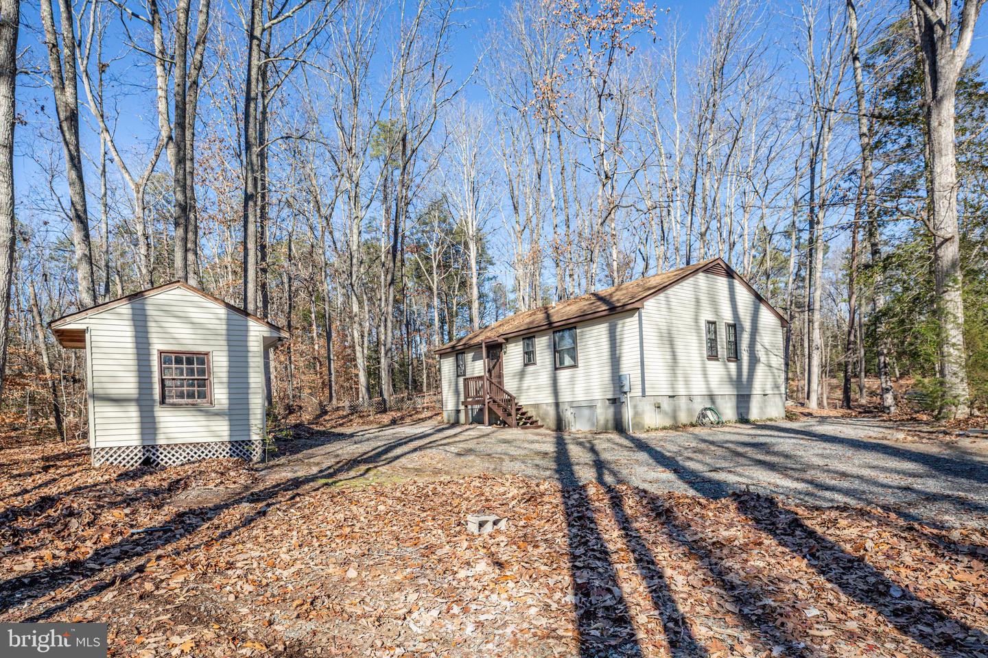 15332 DAWN BLVD, DOSWELL, Virginia 23047, 3 Bedrooms Bedrooms, ,2 BathroomsBathrooms,Residential,For sale,15332 DAWN BLVD,VACV2008982 MLS # VACV2008982