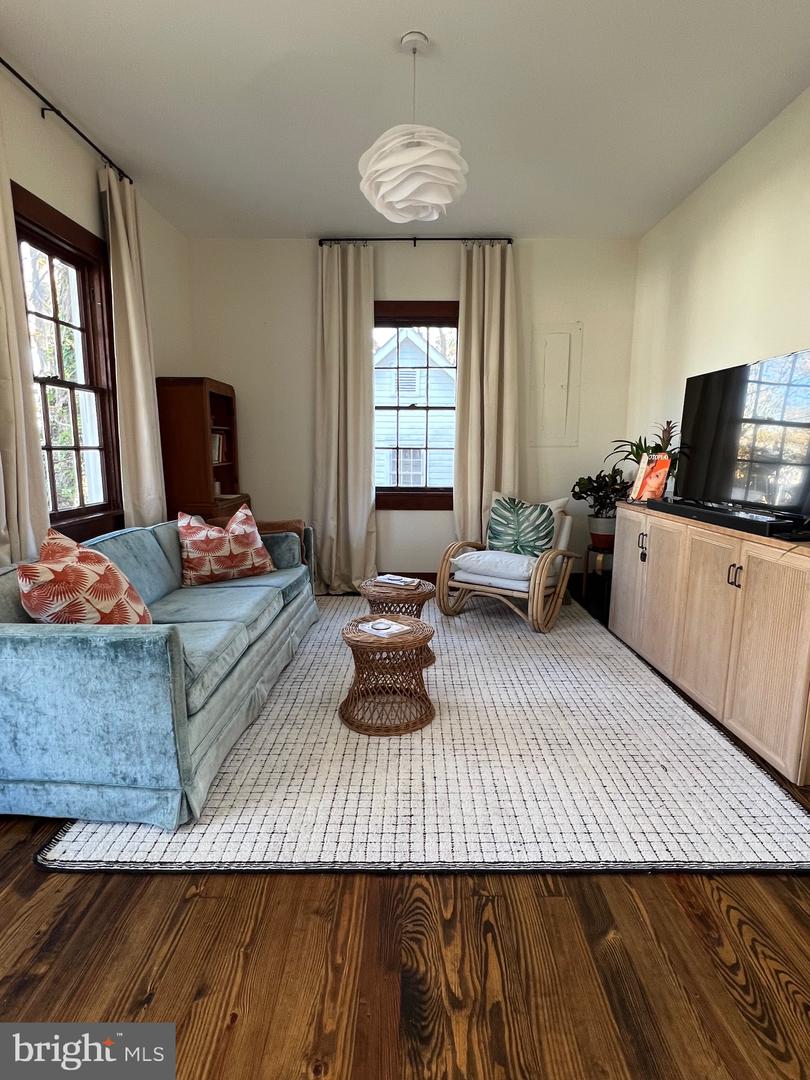 122 SULGRAVE ST, COLONIAL BEACH, Virginia 22443, 1 Bedroom Bedrooms, ,1 BathroomBathrooms,Residential,For sale,122 SULGRAVE ST,VAWE2009986 MLS # VAWE2009986