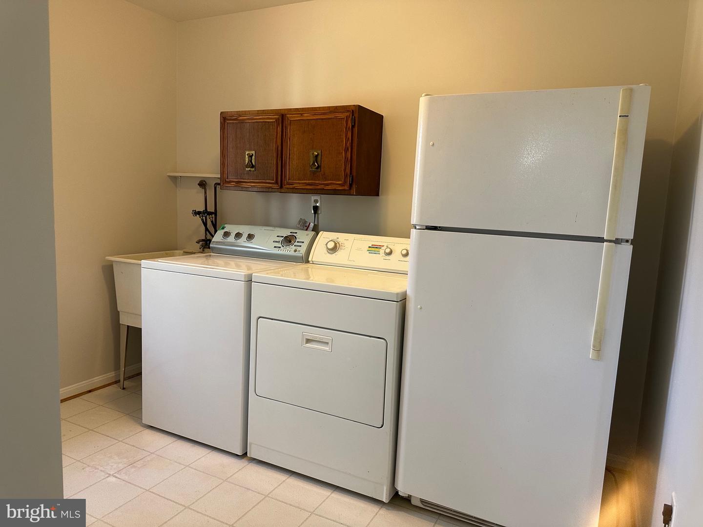 7306 IDYLBROOK CT, FALLS CHURCH, Virginia 22043, 4 Bedrooms Bedrooms, ,2 BathroomsBathrooms,Residential,For sale,7306 IDYLBROOK CT,VAFX2275480 MLS # VAFX2275480 7306 IDYLBROOK CT, FALLS CHURCH, Virginia 22043, 4 Bedrooms Bedrooms, ,2 BathroomsBathrooms,Residential,For sale,7306 IDYLBROOK CT,VAFX2275480 MLS # VAFX2275480