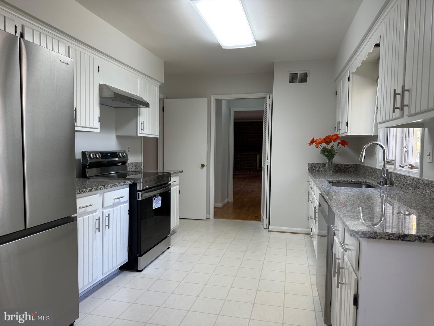 7306 IDYLBROOK CT, FALLS CHURCH, Virginia 22043, 4 Bedrooms Bedrooms, ,2 BathroomsBathrooms,Residential,For sale,7306 IDYLBROOK CT,VAFX2275480 MLS # VAFX2275480 7306 IDYLBROOK CT, FALLS CHURCH, Virginia 22043, 4 Bedrooms Bedrooms, ,2 BathroomsBathrooms,Residential,For sale,7306 IDYLBROOK CT,VAFX2275480 MLS # VAFX2275480