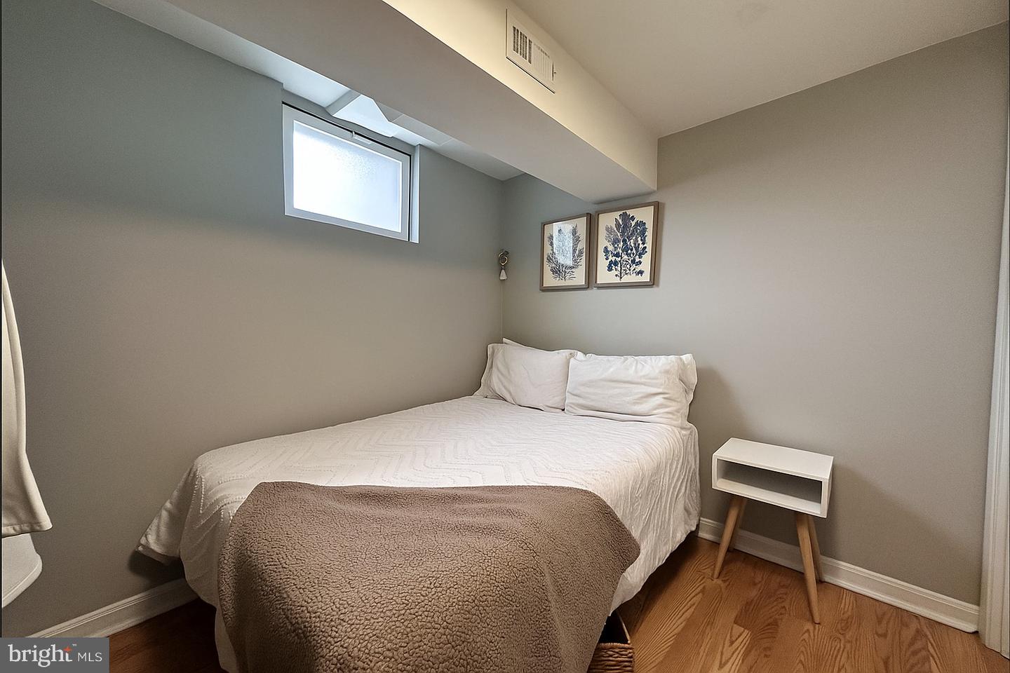 6430 MAPLEWOOD DR, FALLS CHURCH, Virginia 22041, 3 Bedrooms Bedrooms, ,2 BathroomsBathrooms,Residential,For sale,6430 MAPLEWOOD DR,VAFX2274980 MLS # VAFX2274980 6430 MAPLEWOOD DR, FALLS CHURCH, Virginia 22041, 3 Bedrooms Bedrooms, ,2 BathroomsBathrooms,Residential,For sale,6430 MAPLEWOOD DR,VAFX2274980 MLS # VAFX2274980