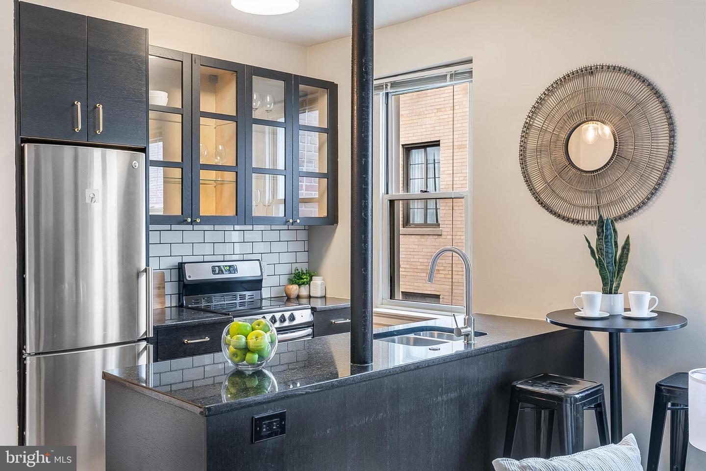 1725 NEW HAMPSHIRE AVE NW #703, WASHINGTON, District Of Columbia 20009, 2 Rooms Rooms,1 BathroomBathrooms,Residential,For sale,1725 NEW HAMPSHIRE AVE NW #703,DCDC2228492 MLS # DCDC2228492