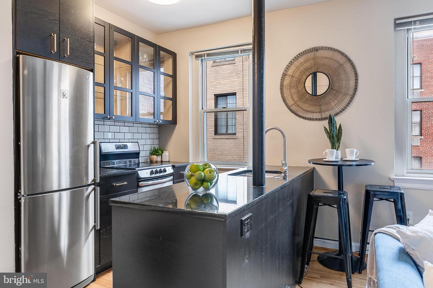 1725 NEW HAMPSHIRE AVE NW #703, WASHINGTON, District Of Columbia 20009, 2 Rooms Rooms,1 BathroomBathrooms,Residential,For sale,1725 NEW HAMPSHIRE AVE NW #703,DCDC2228492 MLS # DCDC2228492