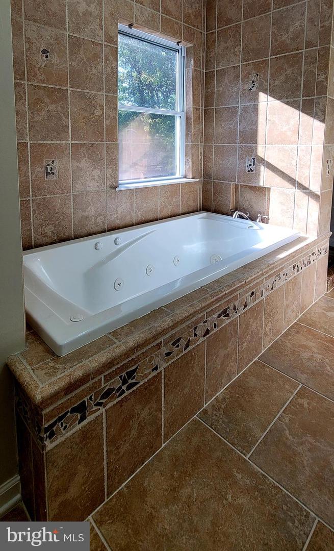 6828 RIDGEWAY DR, SPRINGFIELD, Virginia 22150, 5 Bedrooms Bedrooms, ,3 BathroomsBathrooms,Residential,For sale,6828 RIDGEWAY DR,VAFX2276386 MLS # VAFX2276386 6828 RIDGEWAY DR, SPRINGFIELD, Virginia 22150, 5 Bedrooms Bedrooms, ,3 BathroomsBathrooms,Residential,For sale,6828 RIDGEWAY DR,VAFX2276386 MLS # VAFX2276386