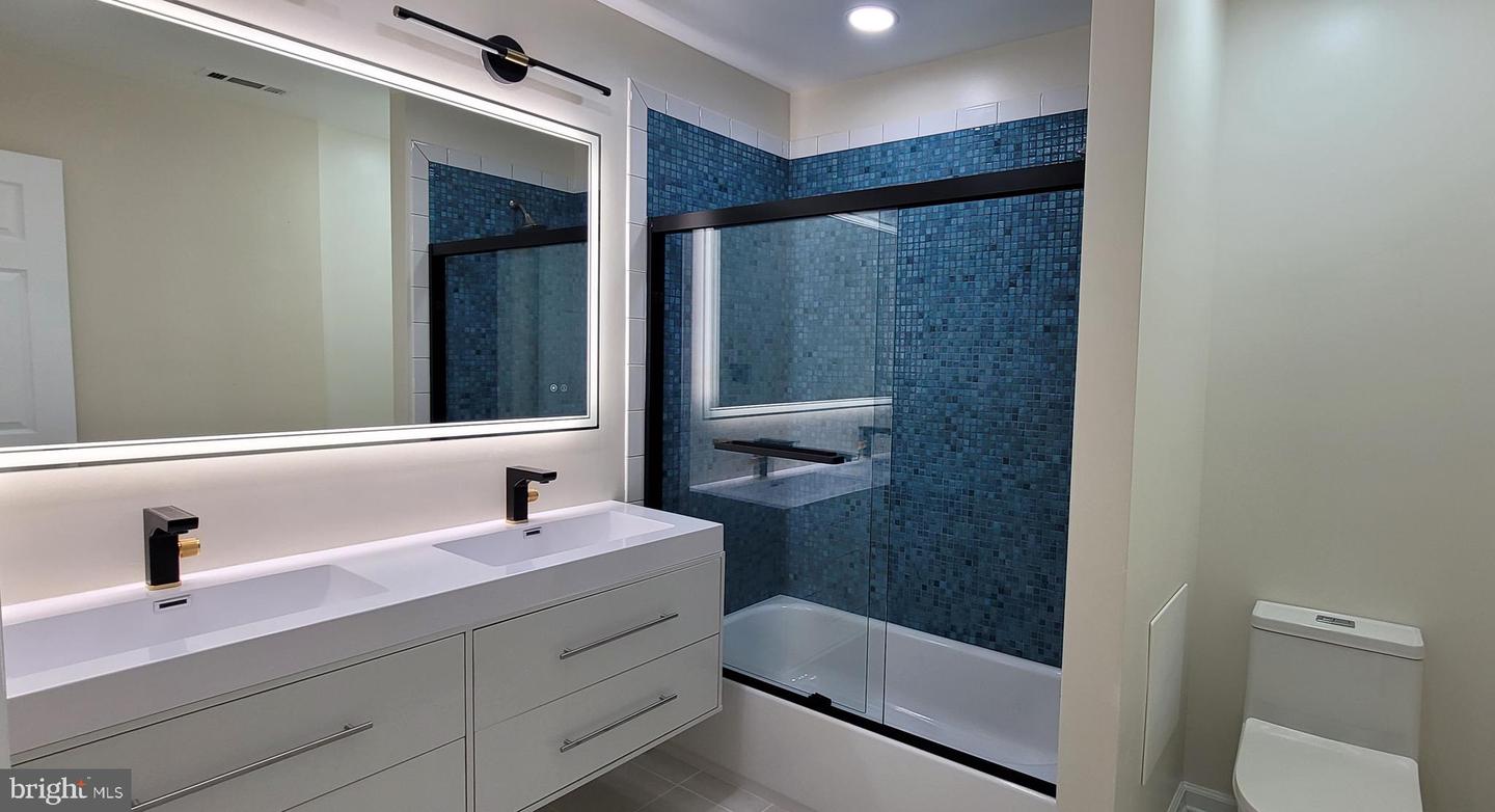 6828 RIDGEWAY DR, SPRINGFIELD, Virginia 22150, 5 Bedrooms Bedrooms, ,3 BathroomsBathrooms,Residential,For sale,6828 RIDGEWAY DR,VAFX2276386 MLS # VAFX2276386 6828 RIDGEWAY DR, SPRINGFIELD, Virginia 22150, 5 Bedrooms Bedrooms, ,3 BathroomsBathrooms,Residential,For sale,6828 RIDGEWAY DR,VAFX2276386 MLS # VAFX2276386