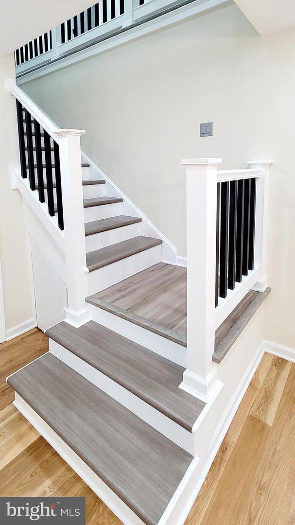 6828 RIDGEWAY DR, SPRINGFIELD, Virginia 22150, 5 Bedrooms Bedrooms, ,3 BathroomsBathrooms,Residential,For sale,6828 RIDGEWAY DR,VAFX2276386 MLS # VAFX2276386 6828 RIDGEWAY DR, SPRINGFIELD, Virginia 22150, 5 Bedrooms Bedrooms, ,3 BathroomsBathrooms,Residential,For sale,6828 RIDGEWAY DR,VAFX2276386 MLS # VAFX2276386