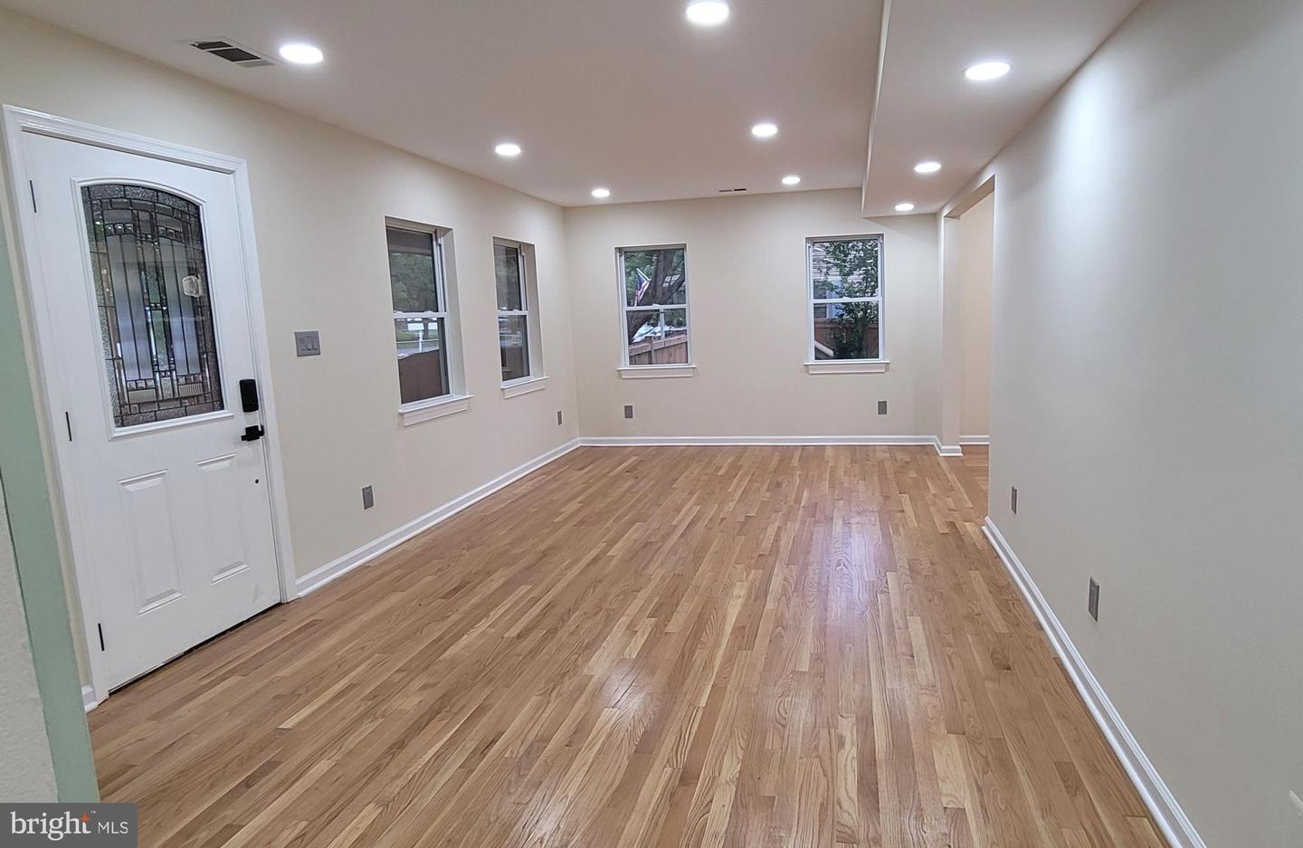 6828 RIDGEWAY DR, SPRINGFIELD, Virginia 22150, 5 Bedrooms Bedrooms, ,3 BathroomsBathrooms,Residential,For sale,6828 RIDGEWAY DR,VAFX2276386 MLS # VAFX2276386 6828 RIDGEWAY DR, SPRINGFIELD, Virginia 22150, 5 Bedrooms Bedrooms, ,3 BathroomsBathrooms,Residential,For sale,6828 RIDGEWAY DR,VAFX2276386 MLS # VAFX2276386