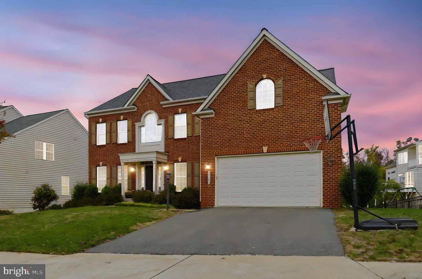 41992 HOLDER HILL CT, ALDIE, Virginia 20105, 5 Bedrooms Bedrooms, 21 Rooms Rooms,4 BathroomsBathrooms,Residential,For sale,41992 HOLDER HILL CT,VALO2109798 MLS # VALO2109798 41992 HOLDER HILL CT, ALDIE, Virginia 20105, 5 Bedrooms Bedrooms, 21 Rooms Rooms,4 BathroomsBathrooms,Residential,For sale,41992 HOLDER HILL CT,VALO2109798 MLS # VALO2109798