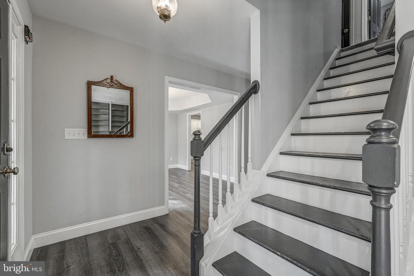 406 SAINT IVY AVE, TROY, Virginia 22974, 4 Bedrooms Bedrooms, 14 Rooms Rooms,2 BathroomsBathrooms,Residential,For sale,406 SAINT IVY AVE,VALA2008812 MLS # VALA2008812