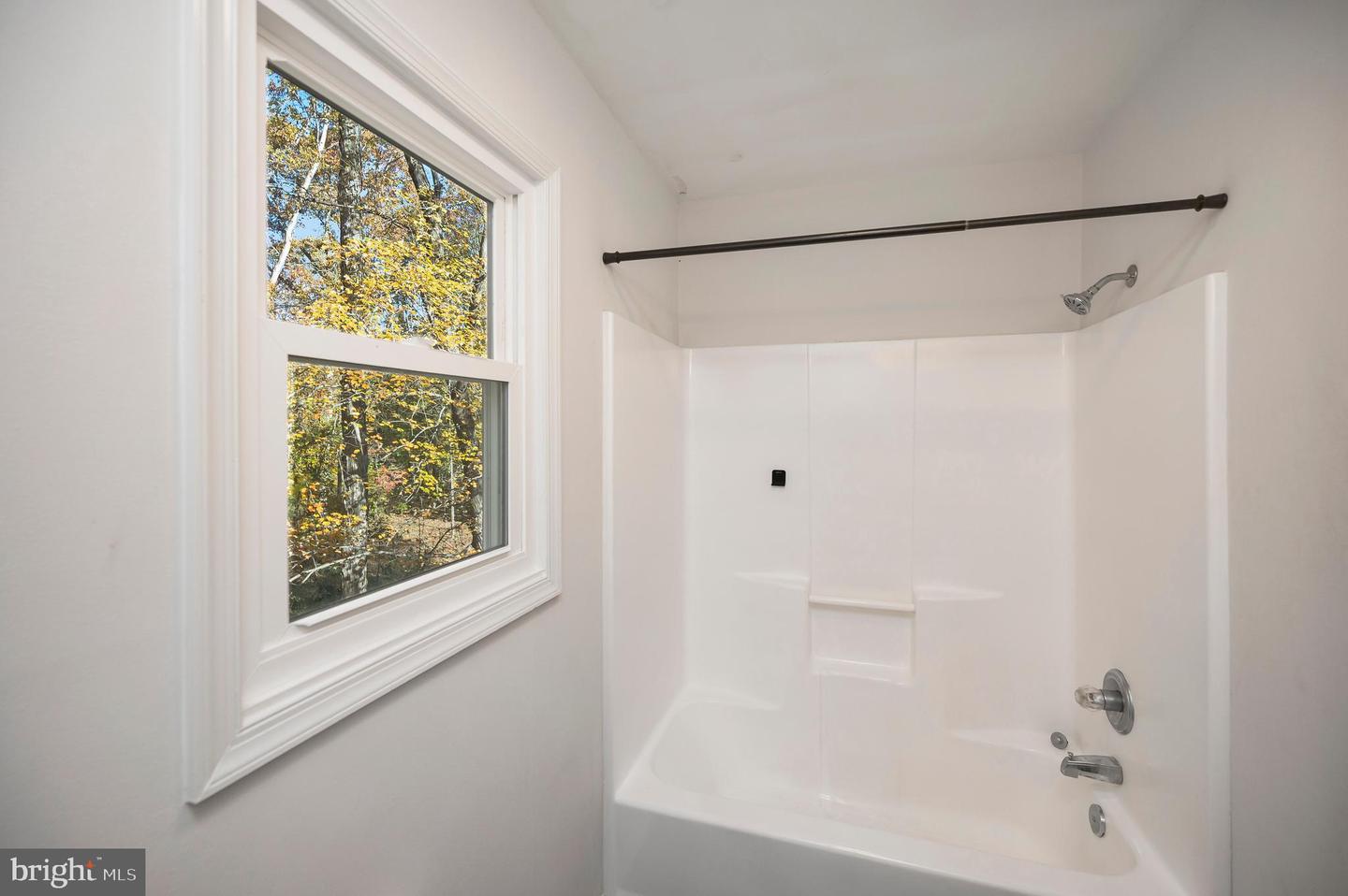 203 SEA CLIFF DR, RUTHER GLEN, Virginia 22546, 3 Bedrooms Bedrooms, ,2 BathroomsBathrooms,Residential,For sale,203 SEA CLIFF DR,VACV2009078 MLS # VACV2009078 203 SEA CLIFF DR, RUTHER GLEN, Virginia 22546, 3 Bedrooms Bedrooms, ,2 BathroomsBathrooms,Residential,For sale,203 SEA CLIFF DR,VACV2009078 MLS # VACV2009078