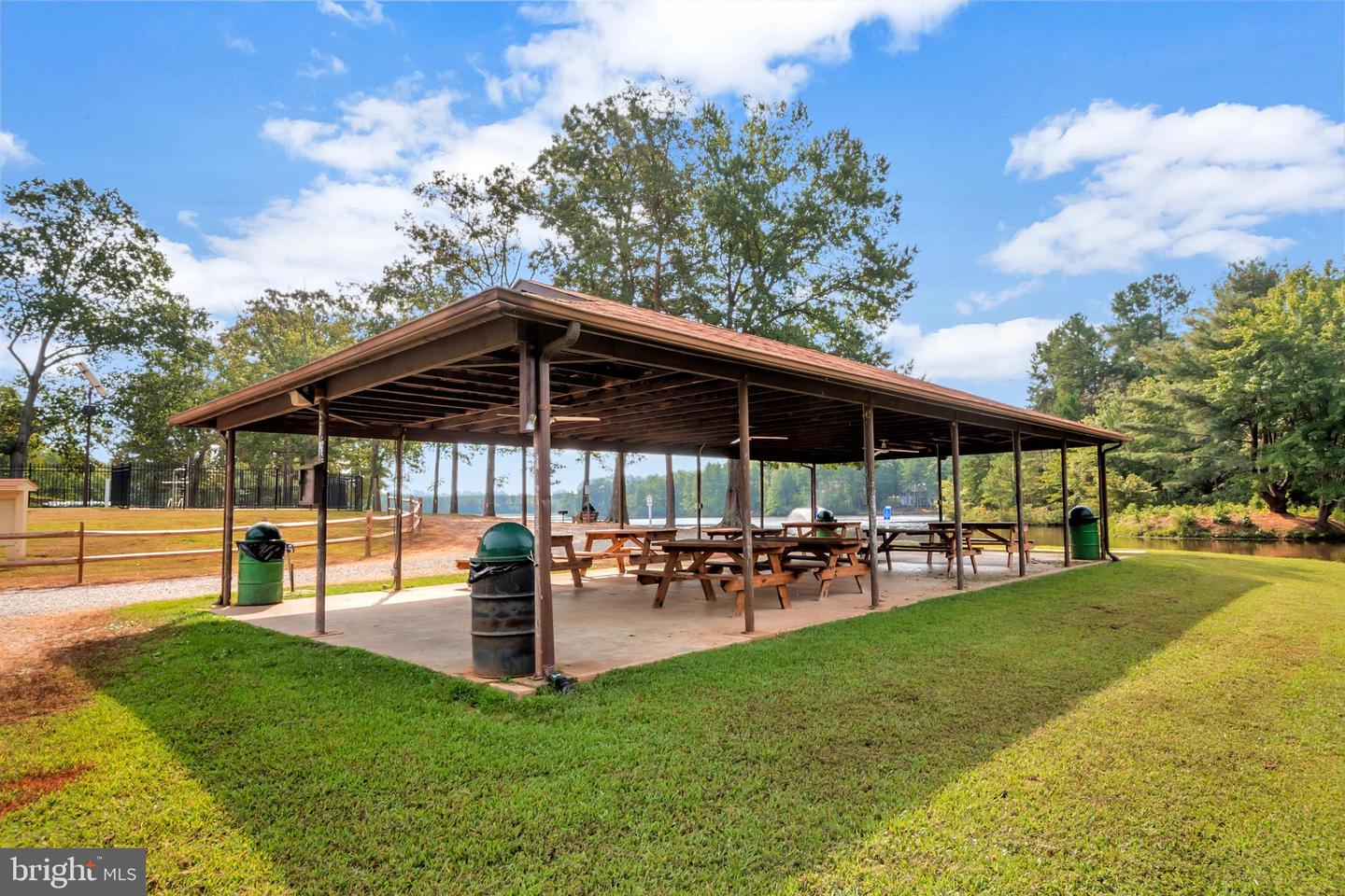 203 SEA CLIFF DR, RUTHER GLEN, Virginia 22546, 3 Bedrooms Bedrooms, ,2 BathroomsBathrooms,Residential,For sale,203 SEA CLIFF DR,VACV2009078 MLS # VACV2009078 203 SEA CLIFF DR, RUTHER GLEN, Virginia 22546, 3 Bedrooms Bedrooms, ,2 BathroomsBathrooms,Residential,For sale,203 SEA CLIFF DR,VACV2009078 MLS # VACV2009078