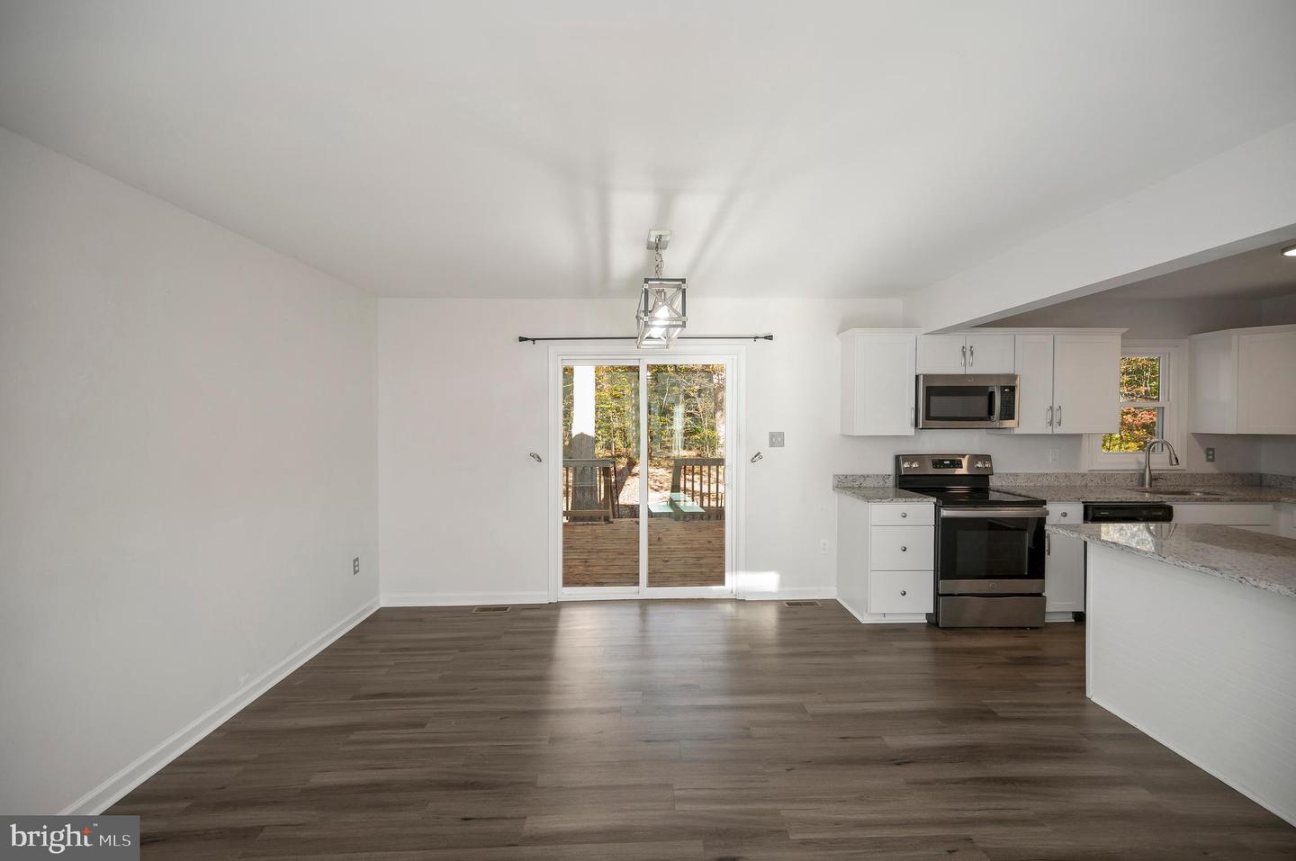 203 SEA CLIFF DR, RUTHER GLEN, Virginia 22546, 3 Bedrooms Bedrooms, ,2 BathroomsBathrooms,Residential,For sale,203 SEA CLIFF DR,VACV2009078 MLS # VACV2009078 203 SEA CLIFF DR, RUTHER GLEN, Virginia 22546, 3 Bedrooms Bedrooms, ,2 BathroomsBathrooms,Residential,For sale,203 SEA CLIFF DR,VACV2009078 MLS # VACV2009078