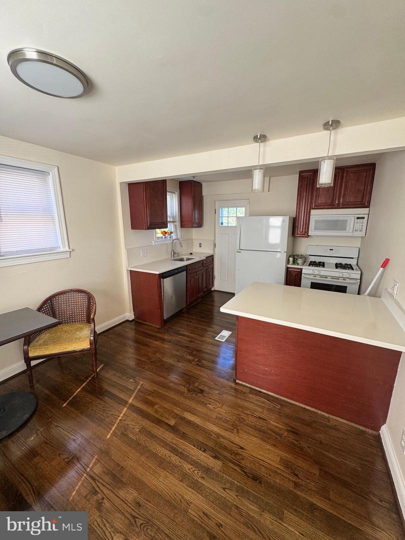 5032 HANNA PL SE, WASHINGTON, District Of Columbia 20019, 2 Bedrooms Bedrooms, ,2 BathroomsBathrooms,Residential,For sale,5032 HANNA PL SE,DCDC2229718 MLS # DCDC2229718