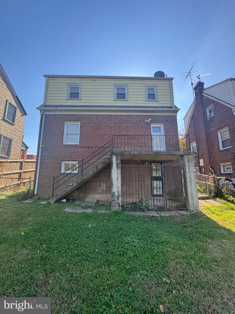 5032 HANNA PL SE, WASHINGTON, District Of Columbia 20019, 2 Bedrooms Bedrooms, ,2 BathroomsBathrooms,Residential,For sale,5032 HANNA PL SE,DCDC2229718 MLS # DCDC2229718