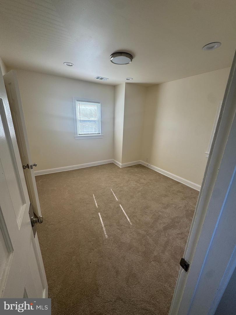 5032 HANNA PL SE, WASHINGTON, District Of Columbia 20019, 2 Bedrooms Bedrooms, ,2 BathroomsBathrooms,Residential,For sale,5032 HANNA PL SE,DCDC2229718 MLS # DCDC2229718