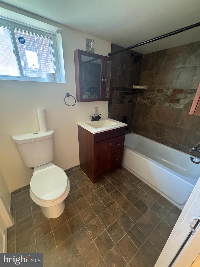 5032 HANNA PL SE, WASHINGTON, District Of Columbia 20019, 2 Bedrooms Bedrooms, ,2 BathroomsBathrooms,Residential,For sale,5032 HANNA PL SE,DCDC2229718 MLS # DCDC2229718