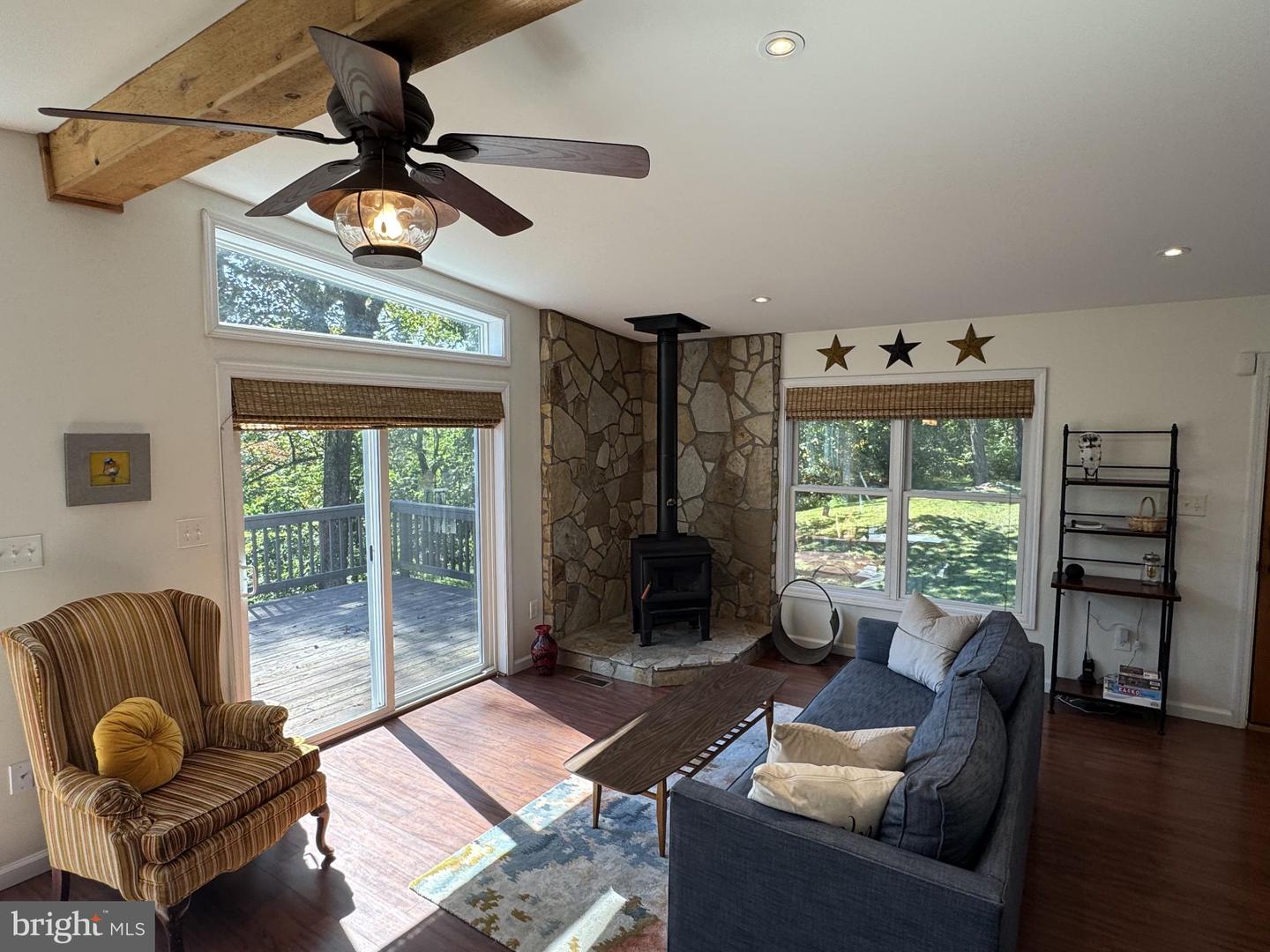 3998 HIDDEN VALLEY LN, LINDEN, Virginia 22642, 3 Bedrooms Bedrooms, 10 Rooms Rooms,2 BathroomsBathrooms,Residential,For sale,3998 HIDDEN VALLEY LN,VAFQ2019546 MLS # VAFQ2019546