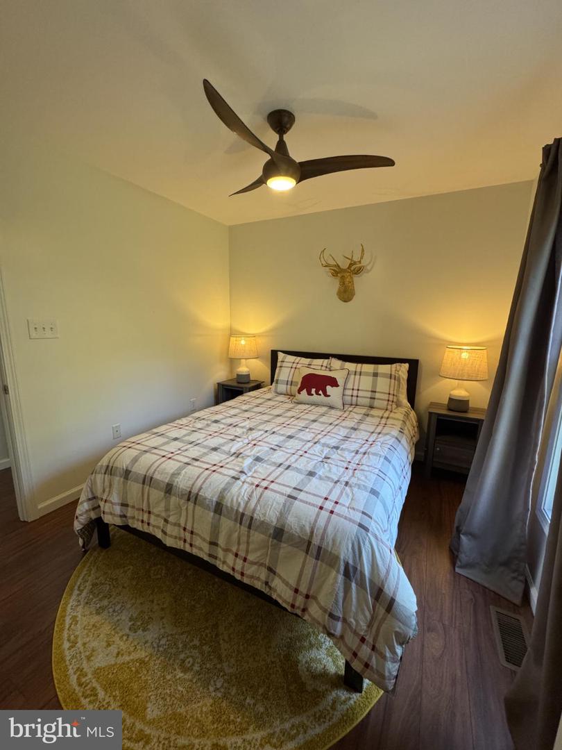 3998 HIDDEN VALLEY LN, LINDEN, Virginia 22642, 3 Bedrooms Bedrooms, 10 Rooms Rooms,2 BathroomsBathrooms,Residential,For sale,3998 HIDDEN VALLEY LN,VAFQ2019546 MLS # VAFQ2019546