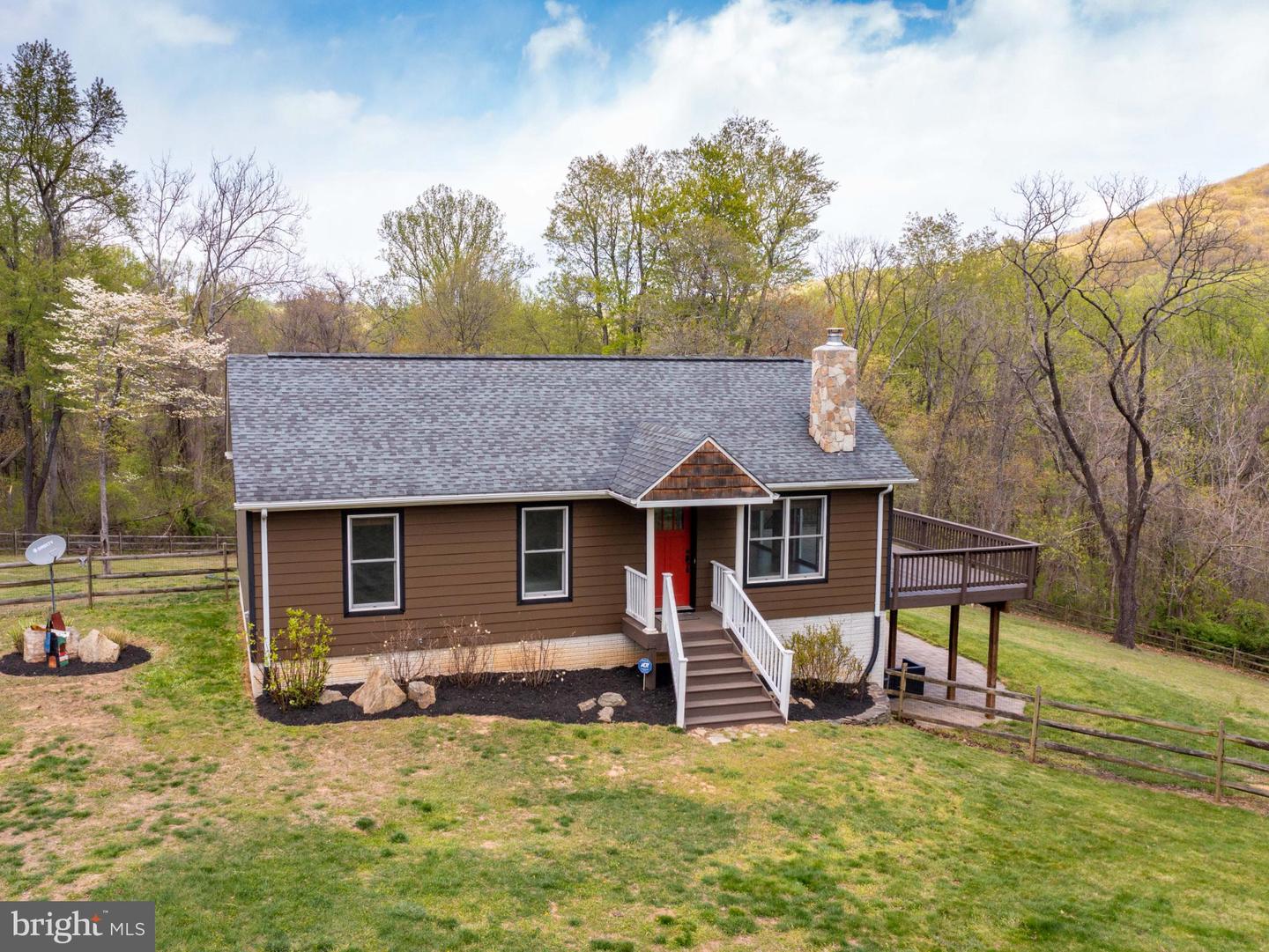 3998 HIDDEN VALLEY LN, LINDEN, Virginia 22642, 3 Bedrooms Bedrooms, 10 Rooms Rooms,2 BathroomsBathrooms,Residential,For sale,3998 HIDDEN VALLEY LN,VAFQ2019546 MLS # VAFQ2019546